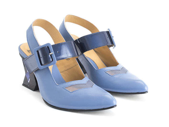 Bolt blue