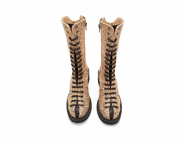 Vagabond beige floral embossed