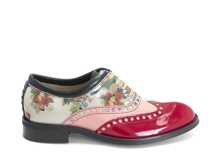 Domitian white floral
