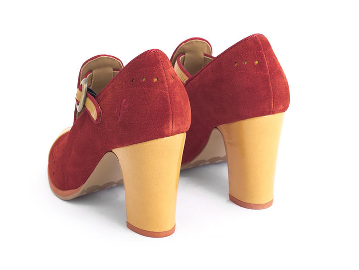 Tova red